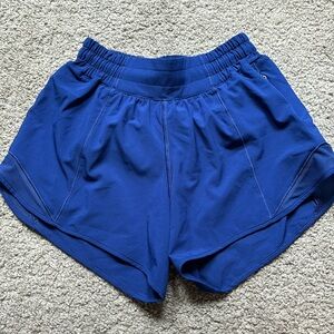 Lululemon Hotty Hot Blue LR 4” Lined Shorts